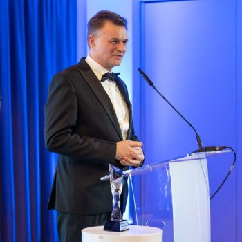 Prof. Tomasz Dzierżanowski otrzymał prestiżowe wyróżnienie, nagrodę Omnia pro Infirmis (Wszystko dla Chorych) 2023